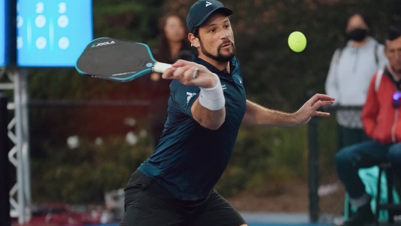 Hinh anh 3: JOOLA Perseus paddle 16mm va 14mm: Lua chon cho nguoi choi pickleball