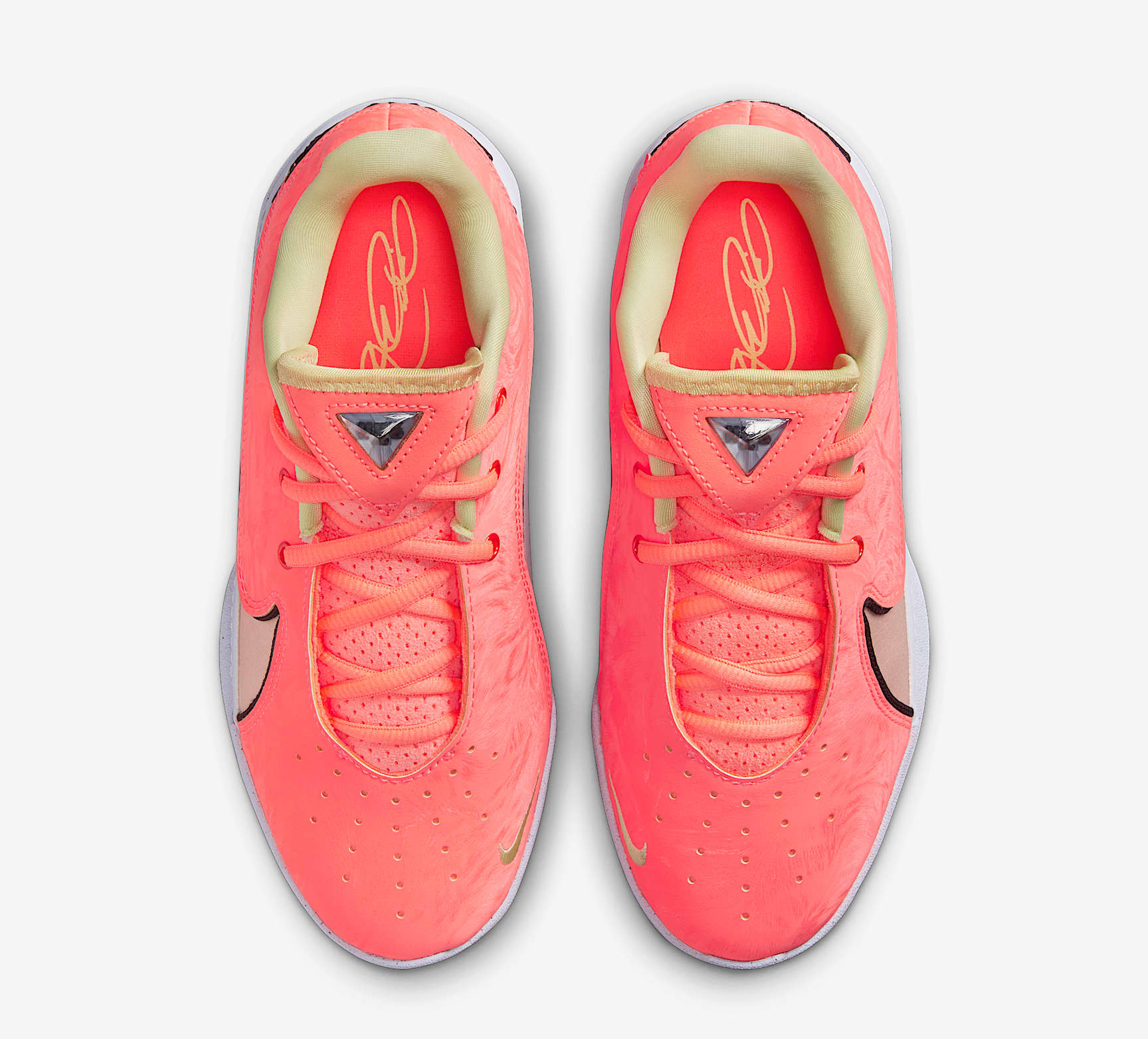 Alternative view of Giày Nike LeBron 22 'Bright Mango' HQ8570-800