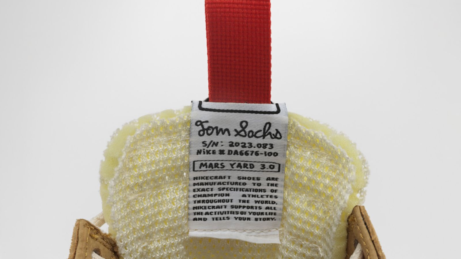 Hinh anh 1: Nhung doi sneakers hot nhat thang 9 nhu Puma Speedcat OG Cow Print, JJJJound x Crocs Classic Clog Realtree Camo va Yu-Gi-Oh! x Nike Air Max 95