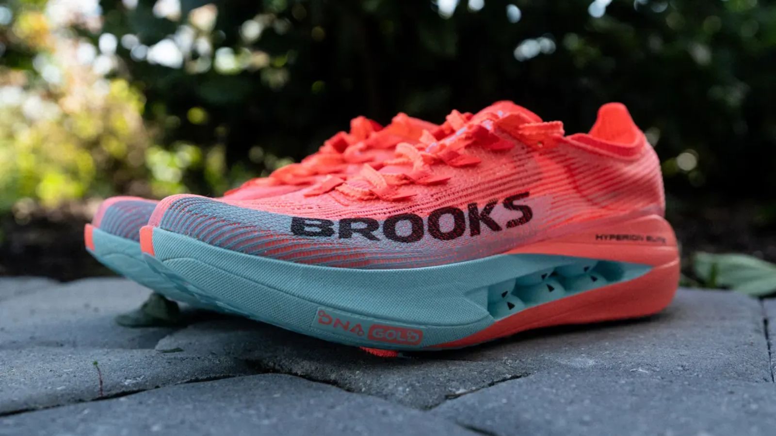 Hinh anh 4: Hinh anh doi giay Brooks Hyperion Elite 5 voi thiet ke toi uu cho runner toc do cao