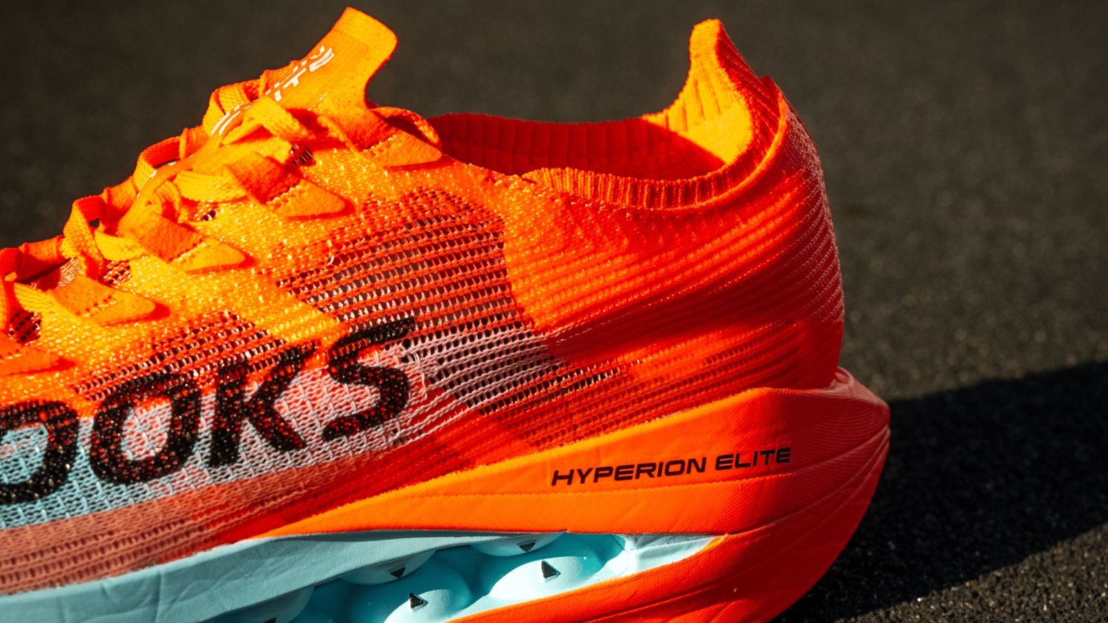 Hinh anh 5: Hinh anh doi giay Brooks Hyperion Elite 5 voi thiet ke toi uu cho runner toc do cao