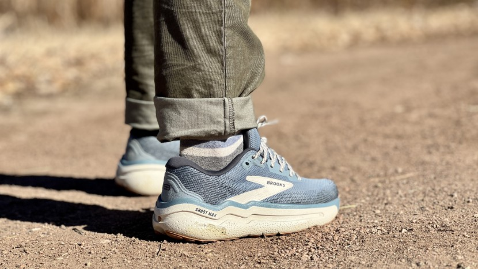 Hinh anh 6: Brooks Ghost Max 2 - Giay chay phuc hoi em ai voi thiet ke dem cao.