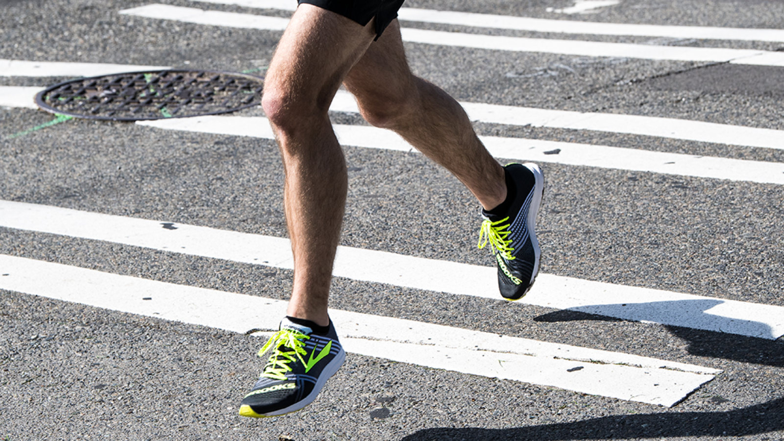 Hinh anh 2: Doi giay racing flats tot nhat nam 2025 tren duong dua