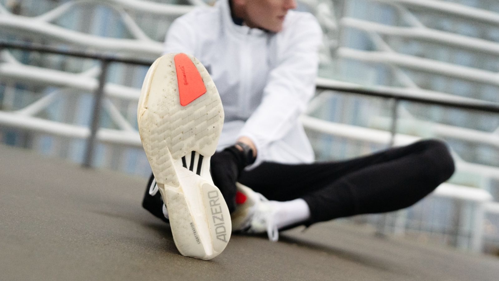 Hinh anh 4: adidas Adizero Adios Pro 4 - Giay chay bo marathon toc do cao