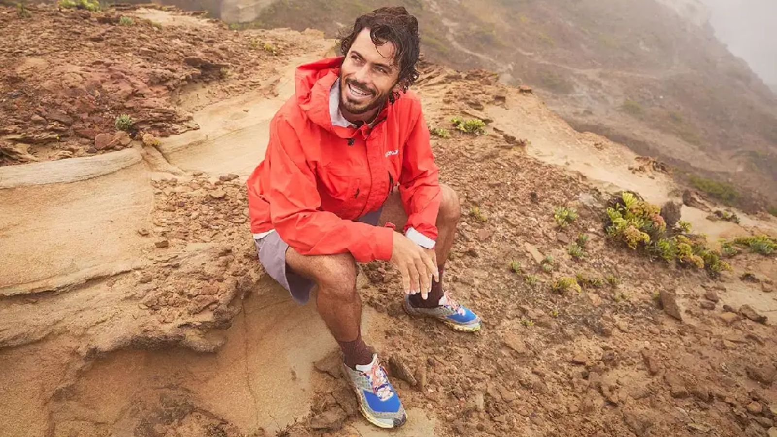 Hinh anh 8: Hop tac giua Action Bronson va New Balance voi giay sneaker doc dao