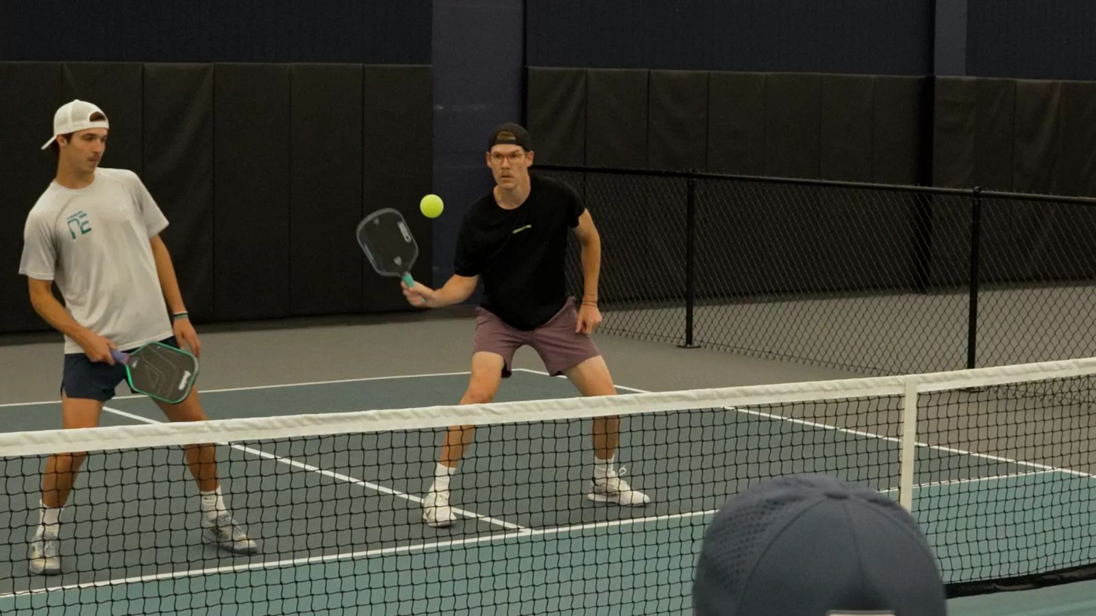 Hinh anh 6: Hinh anh vot CRBN TruFoam Waves - su lua chon tinh te cho nguoi choi pickleball