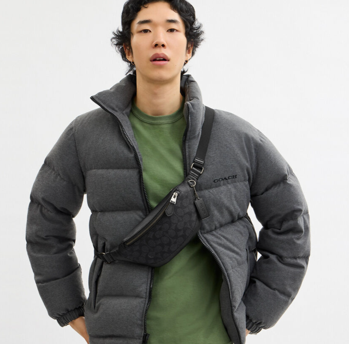 Alternative view of Túi Coach Warren Mini Belt Bag 'Black' CW369-QBMI5