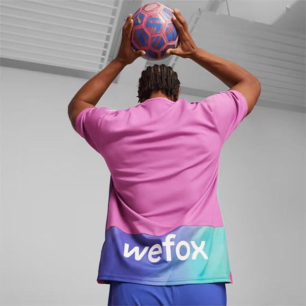 Alternative view of Áo Puma AC Milan 23/24 'Pink' 770399-03