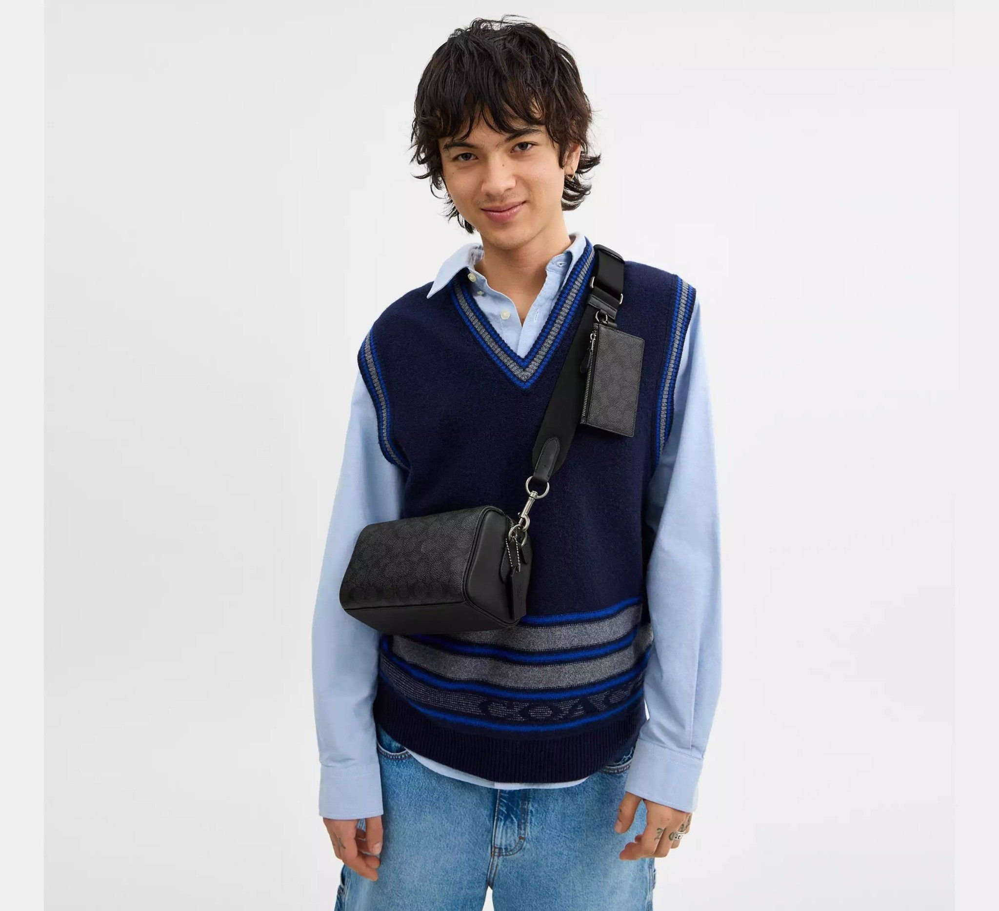 Alternative view of Túi Coach Axel Crossbody Bag 'Black' CV762-QBMI5