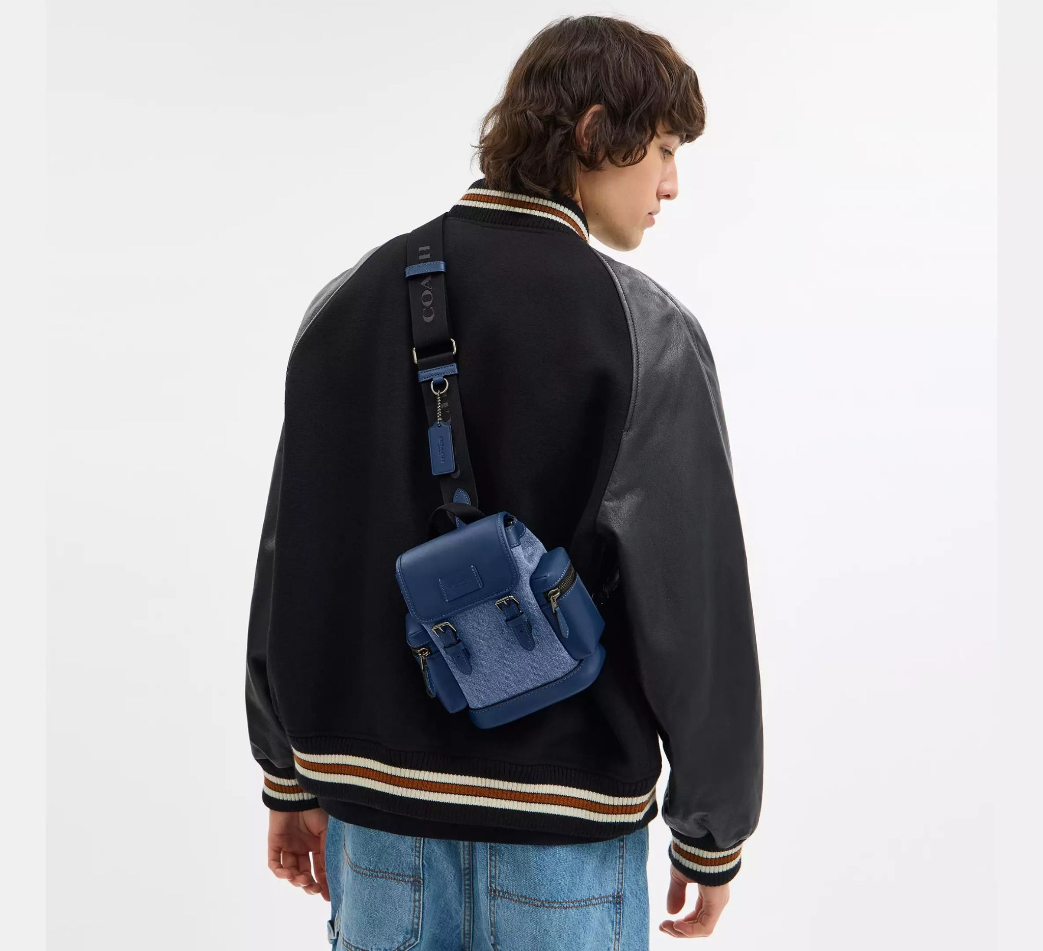 Alternative view of Túi Coach Sprint Sling Pack 'Navy' CBF65-QBXR9