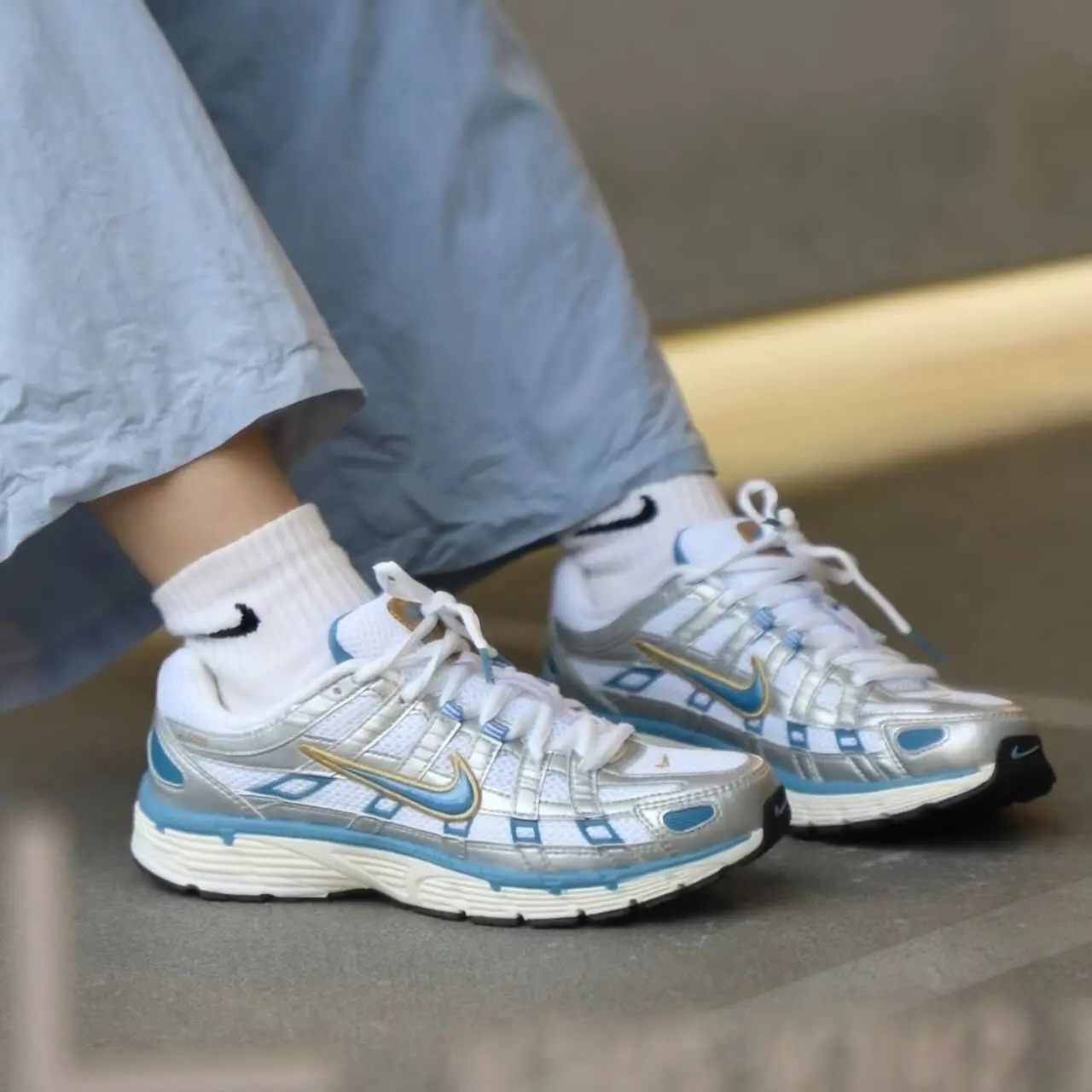 Alternative view of Giày Nike P-6000 'Metallic Silver' HJ7246-100