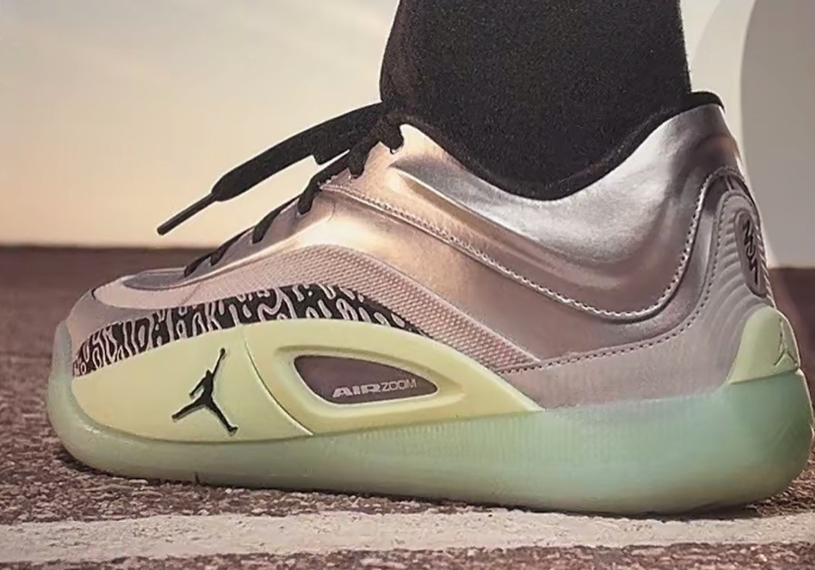 Giày Jordan Zion 4 chính thức trình làng: "Cỗ Xe Tăng" dành cho lối chơi bùng nổ