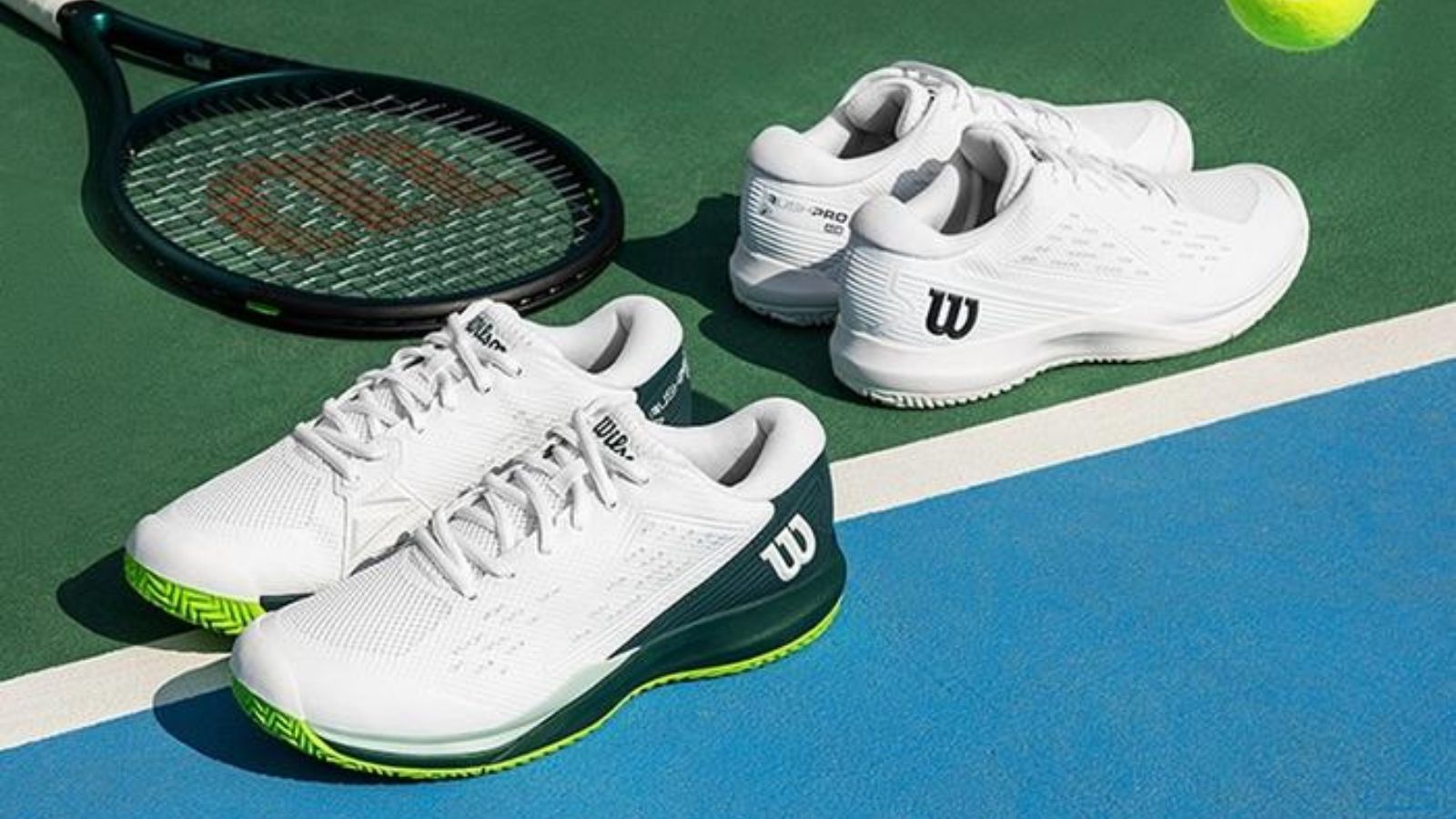 Hinh anh 8: Hinh anh giay tennis Wilson Rush Pro Ace voi thiet ke hien dai, ly tuong cho nguoi choi moi bat dau.