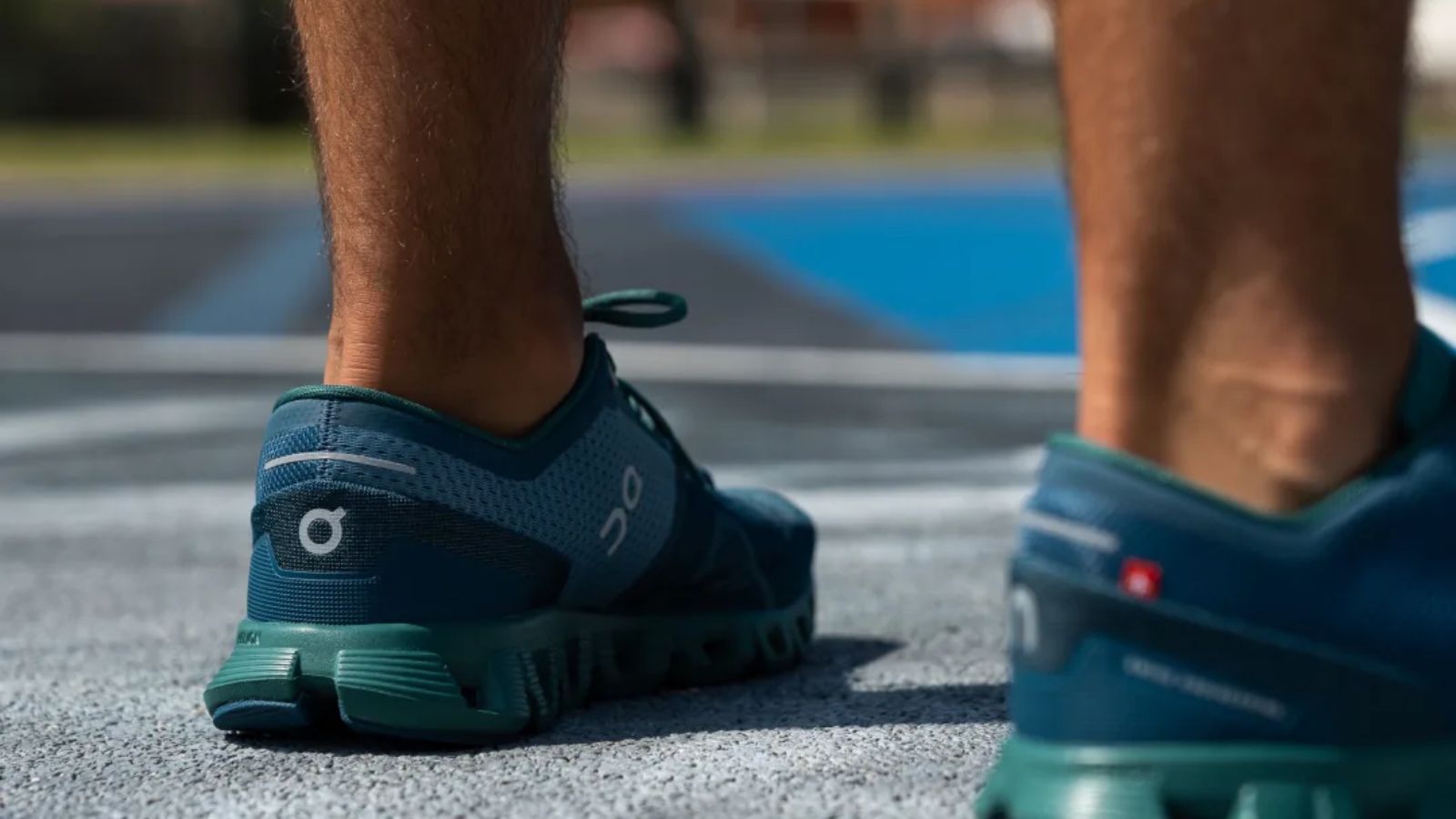 Hinh anh 1: Hinh anh giay chay bo On noi bat nam 2025