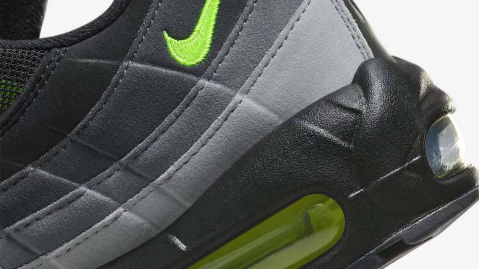 Hinh anh 7: Hinh anh Air Max 90 'Black Neon' moi voi phoi mau noi bat tu Air Max 95