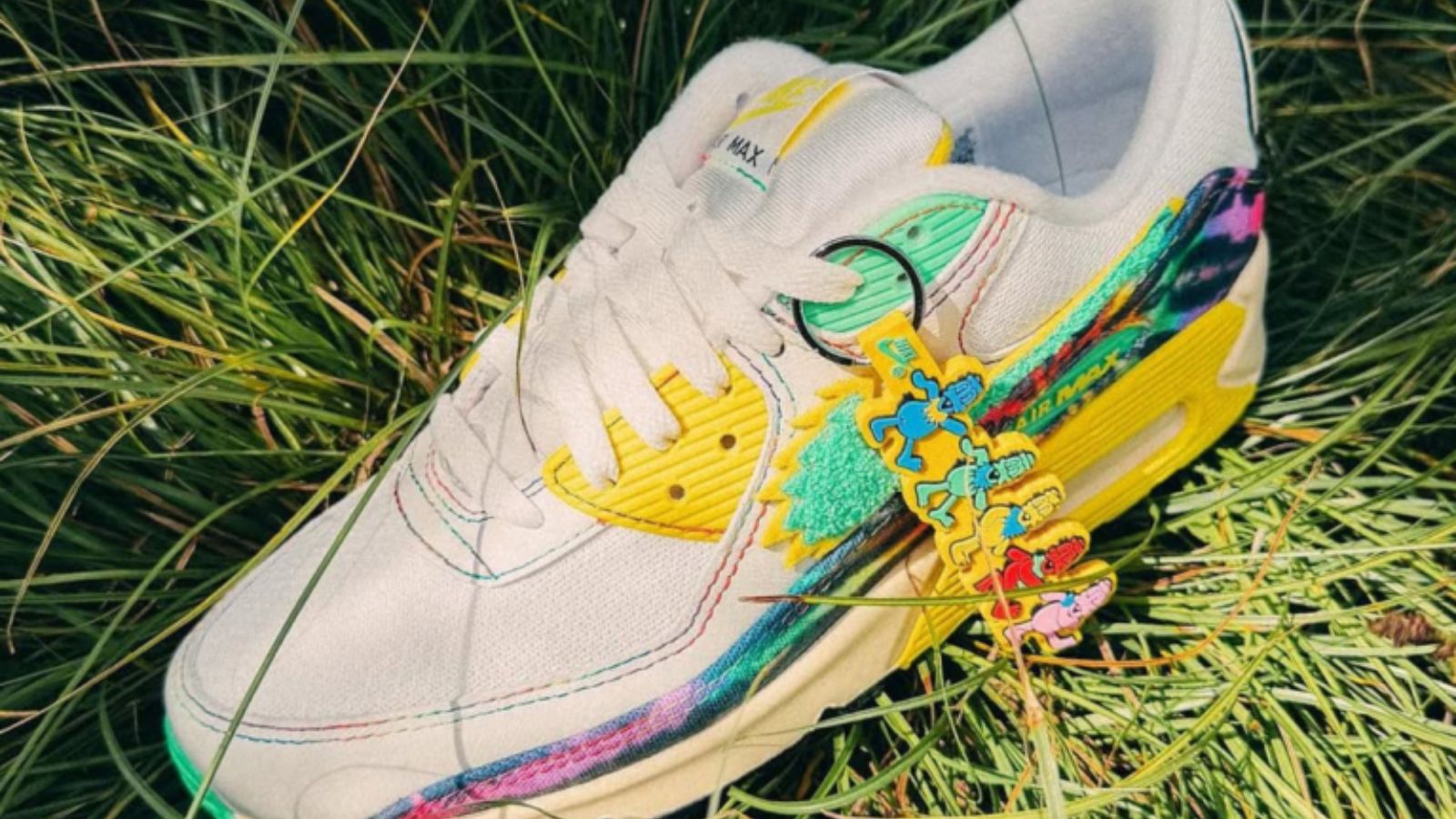 Hinh anh 1: Nike Air Max 90 'Grateful Ducks' ket hop Grateful Dead va Oregon Ducks