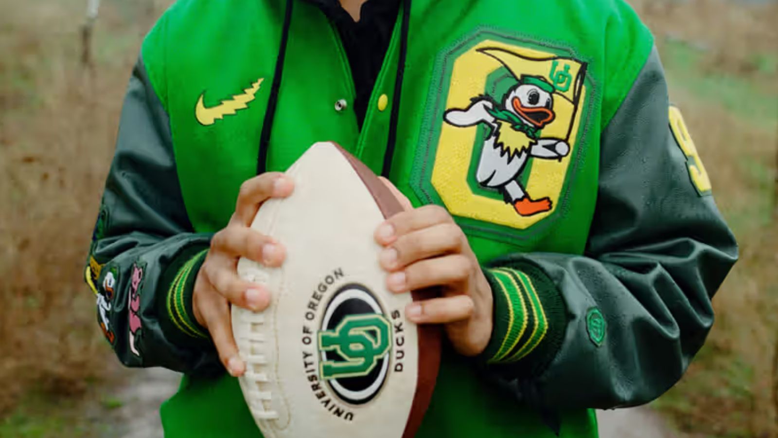 Hinh anh 3: Nike Air Max 90 'Grateful Ducks' ket hop Grateful Dead va Oregon Ducks