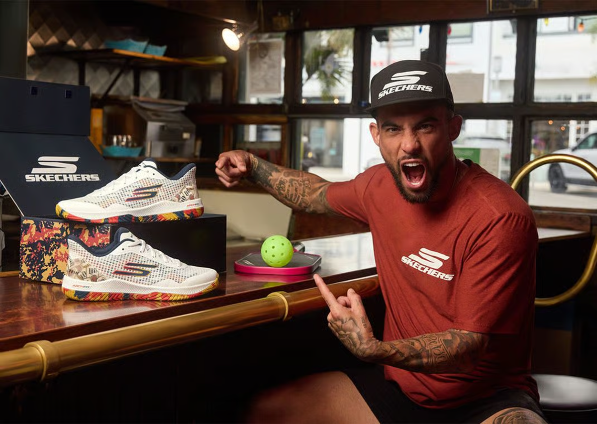 Hinh anh 3: Tyson McGuffin tren san voi giay Skechers Viper Court Pro