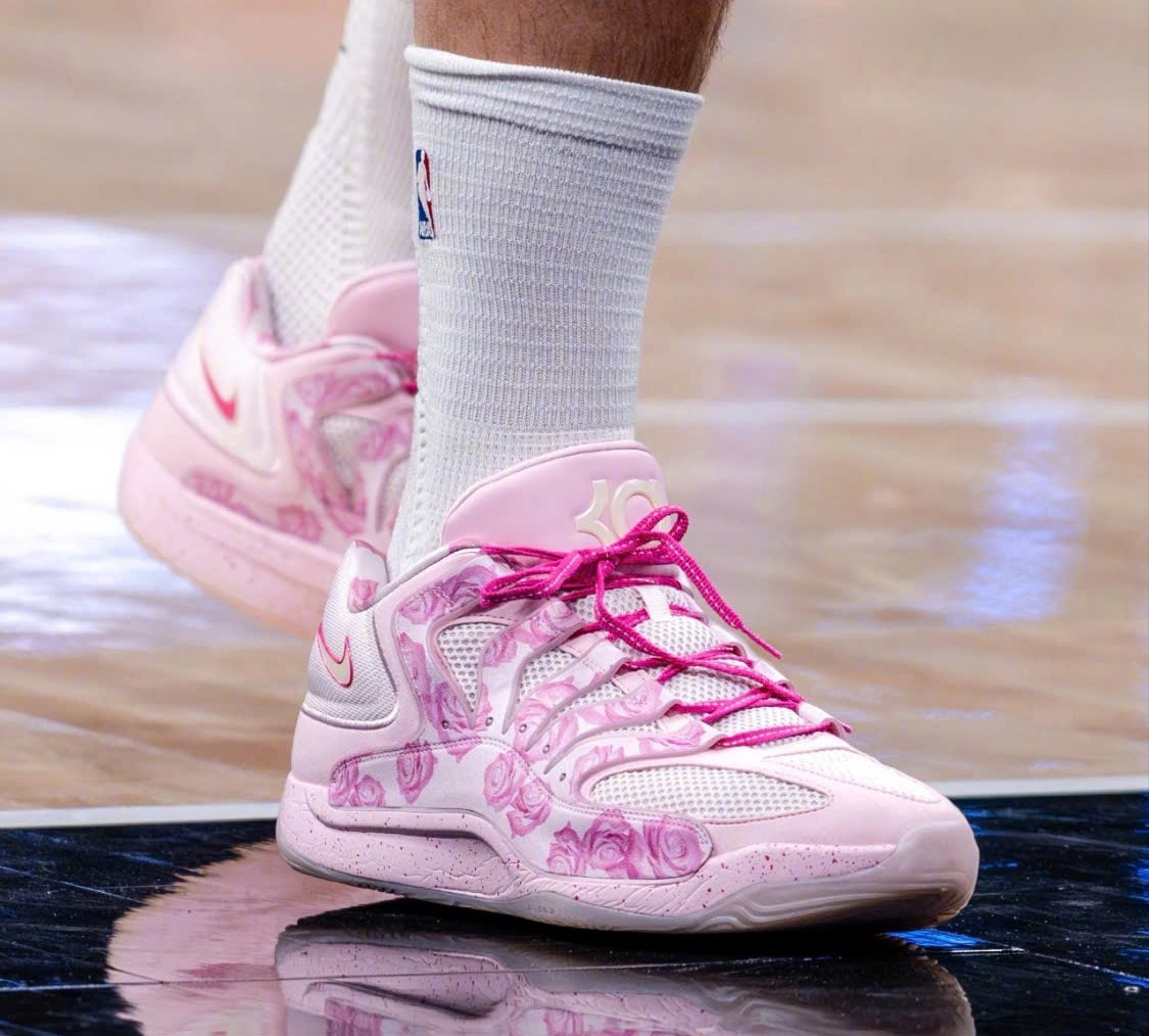 Alternative view of Giày Nike KD 18 'Aunt Pearl' HV1999-600