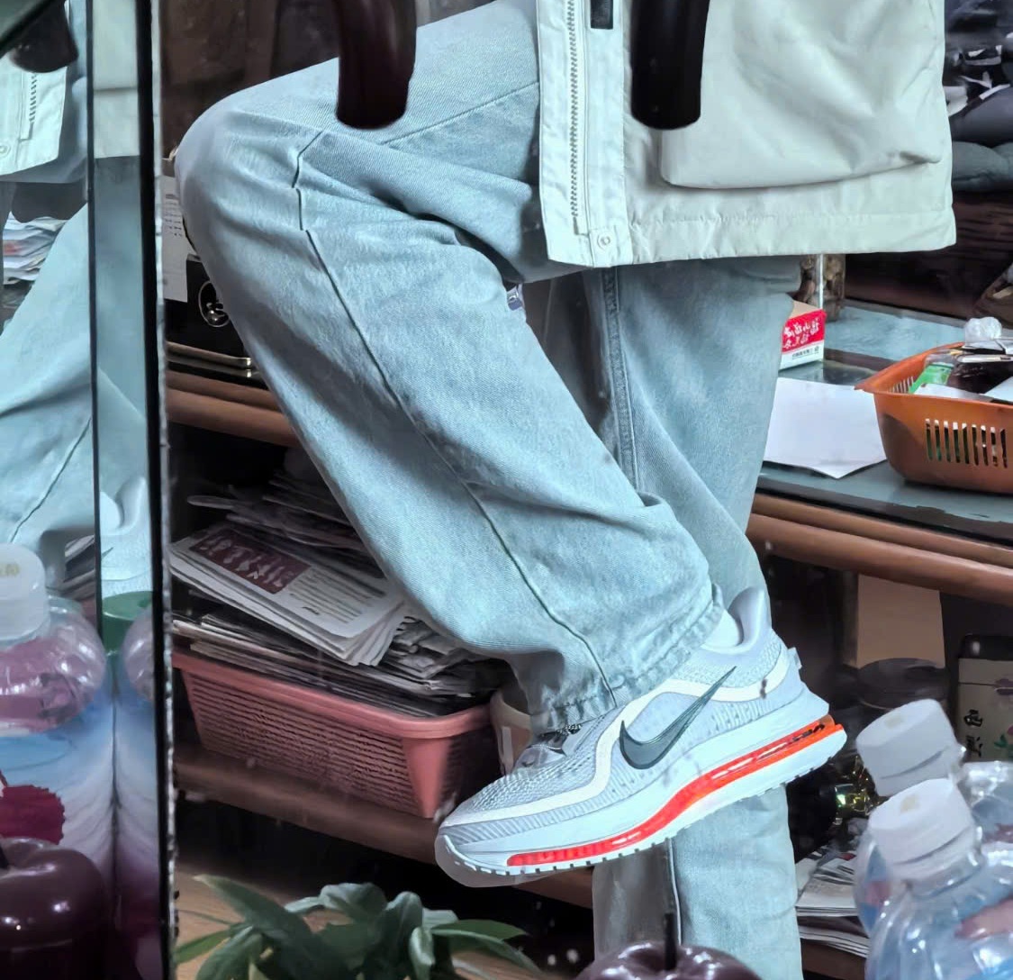 Alternative view of Giày Nike Air Zoom Pegasus Premium ‘Airscape’ HQ2593-001