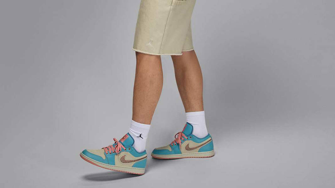 Alternative view of Giày Nike Air Jordan 1 Low SE 'Somos Eternos' IM8120-464