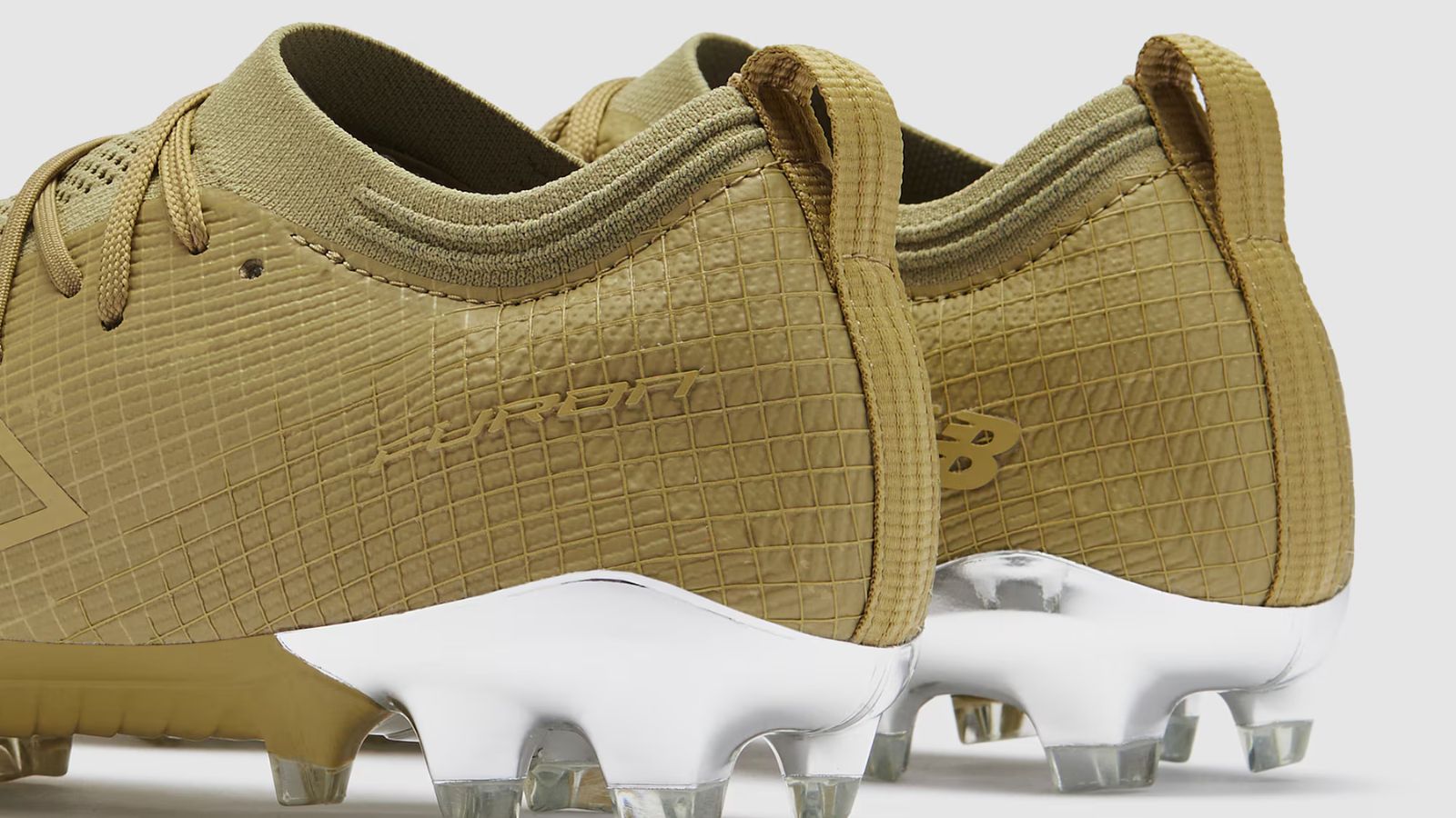 Hinh anh 5: Giay bong da Furon Elite FG v8 x Stone Island voi hoa tiet ran ri