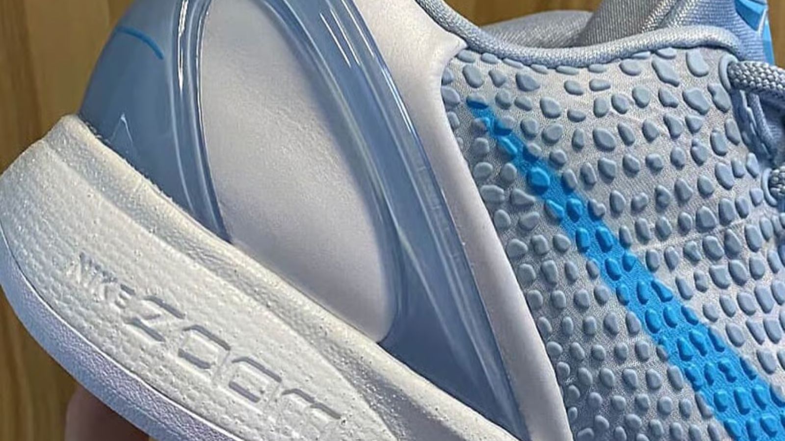 Hinh anh 8: Nike Kobe 6 Protro 'Light Armory Blue' voi Caitlin Clark