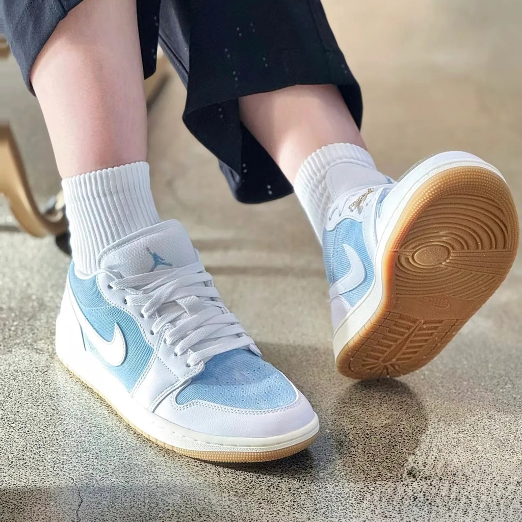 Alternative view of Giày Nike Air Jordan 1 Low SE 'Worn Blue' HQ2004-400