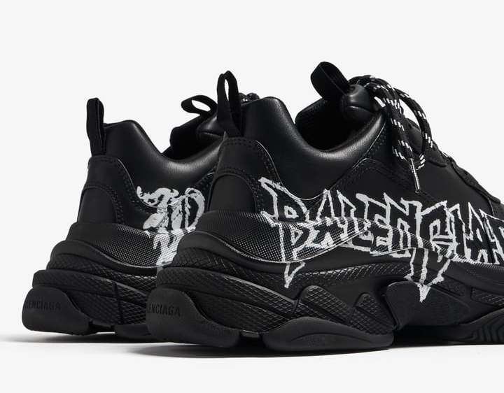 Alternative view of Giày Balenciaga Triple S 'Black' 524039W2FAY1090