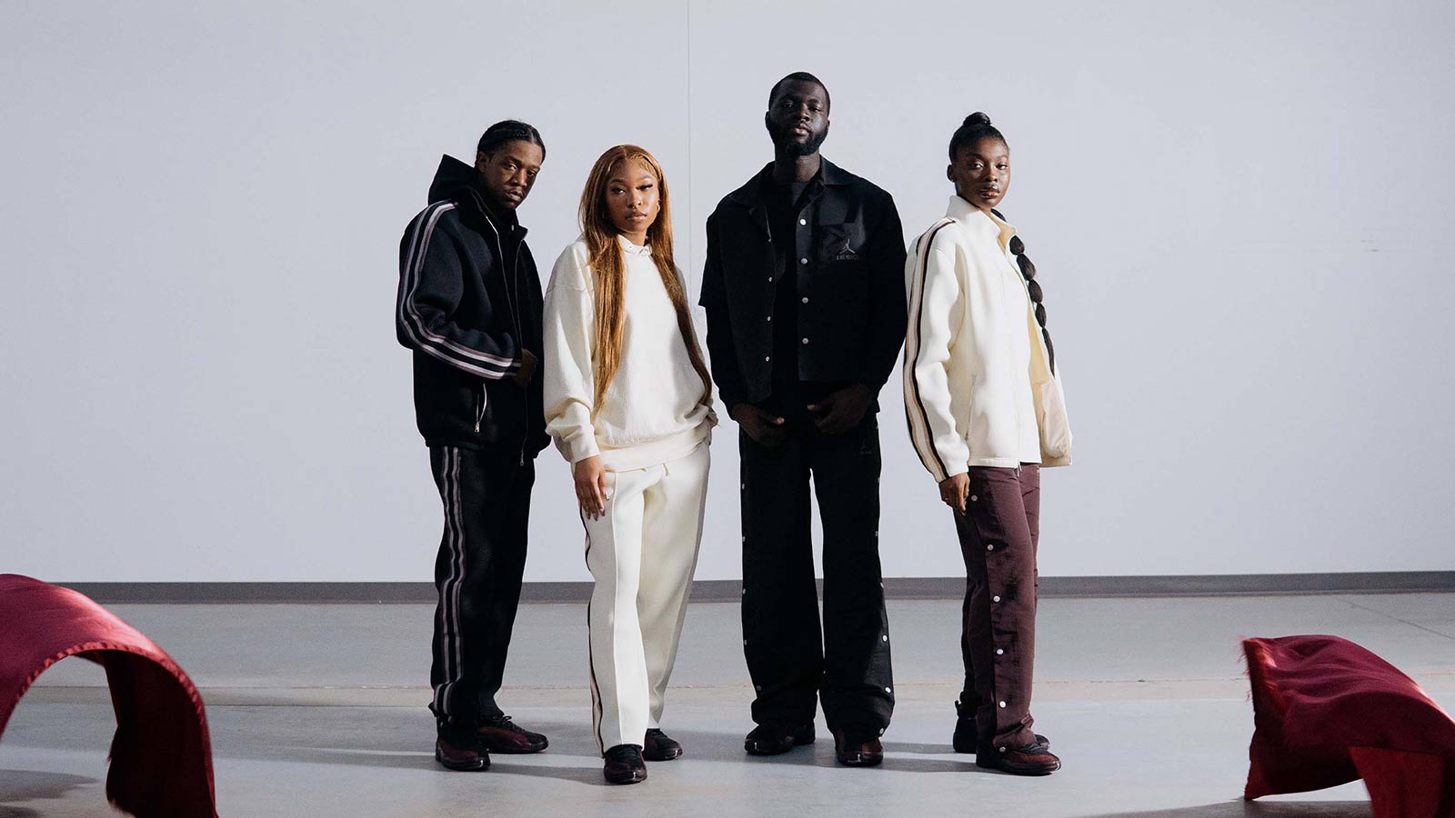 Hinh anh 3: Jordan 12 x A Ma Maniere - Giao thoa giua di san va luxury