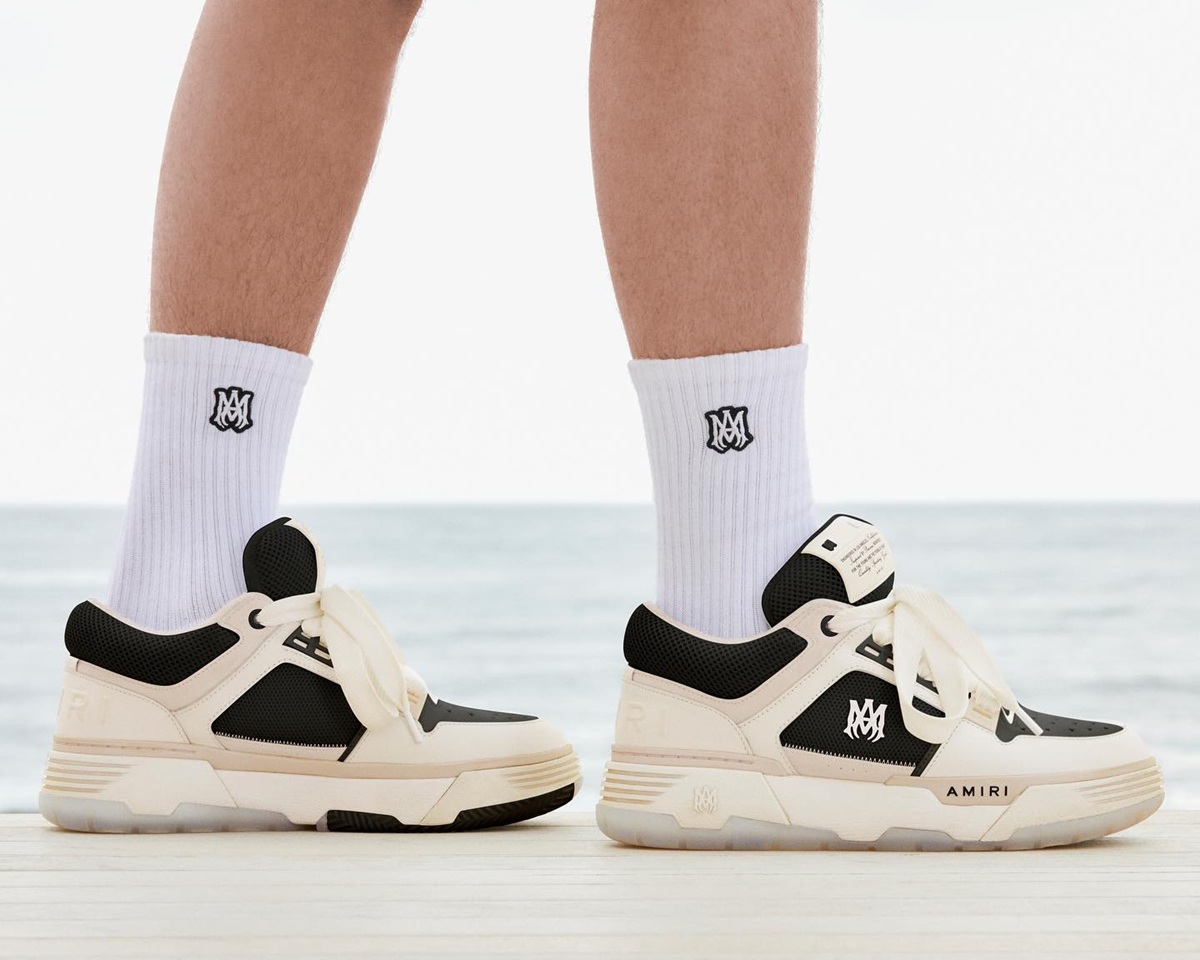 Hinh anh 5: Giay Amiri Skel Top Sneaker voi hoa tiet skeleton dac trung