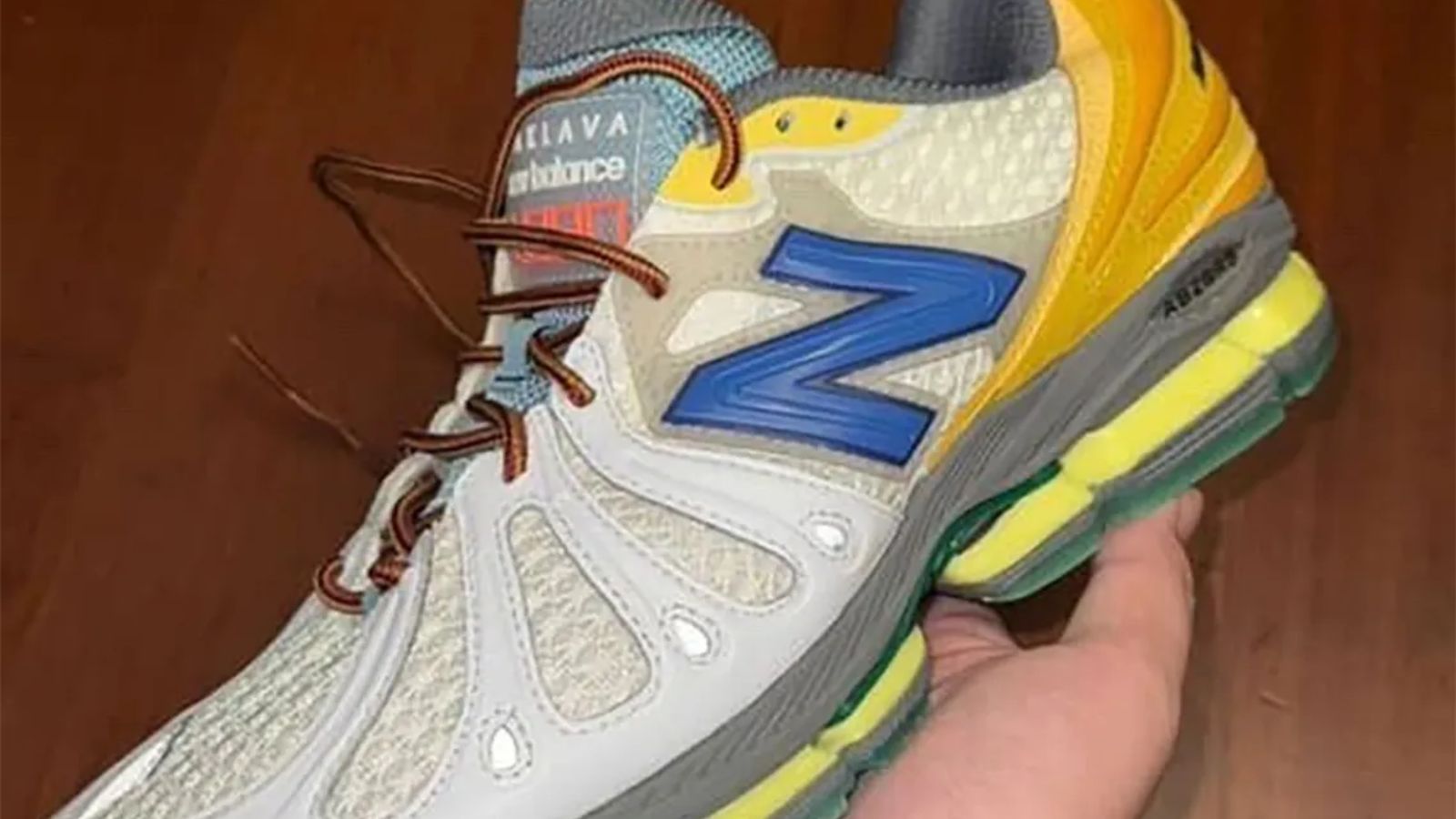 Hinh anh 3: Hinh anh giay New Balance 1890 'Blue' hop tac voi Action Bronson