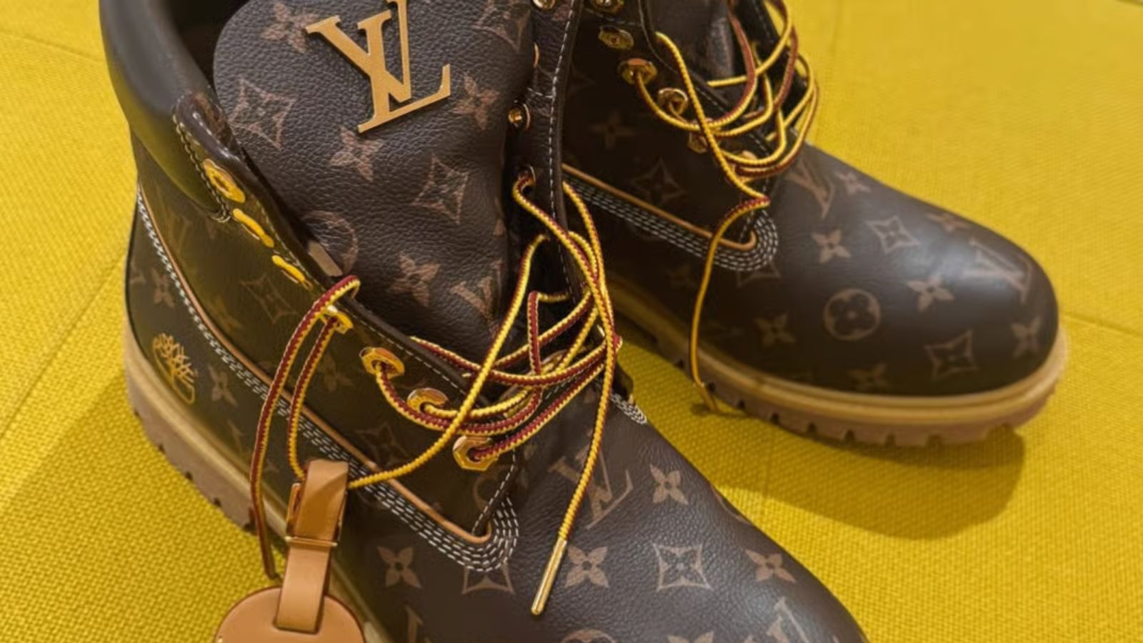 Hinh anh 3: Doi boots Louis Vuitton x Timberland phien ban gioi han 50 doi do Pharrell Williams thiet ke