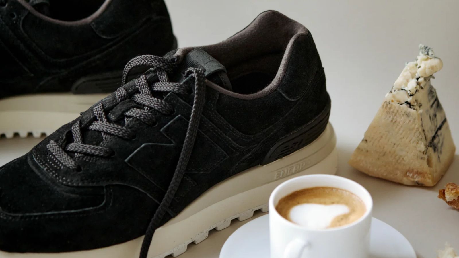 Hinh anh 1: Todd Snyder x New Balance 574 Aperitivo giay the thao