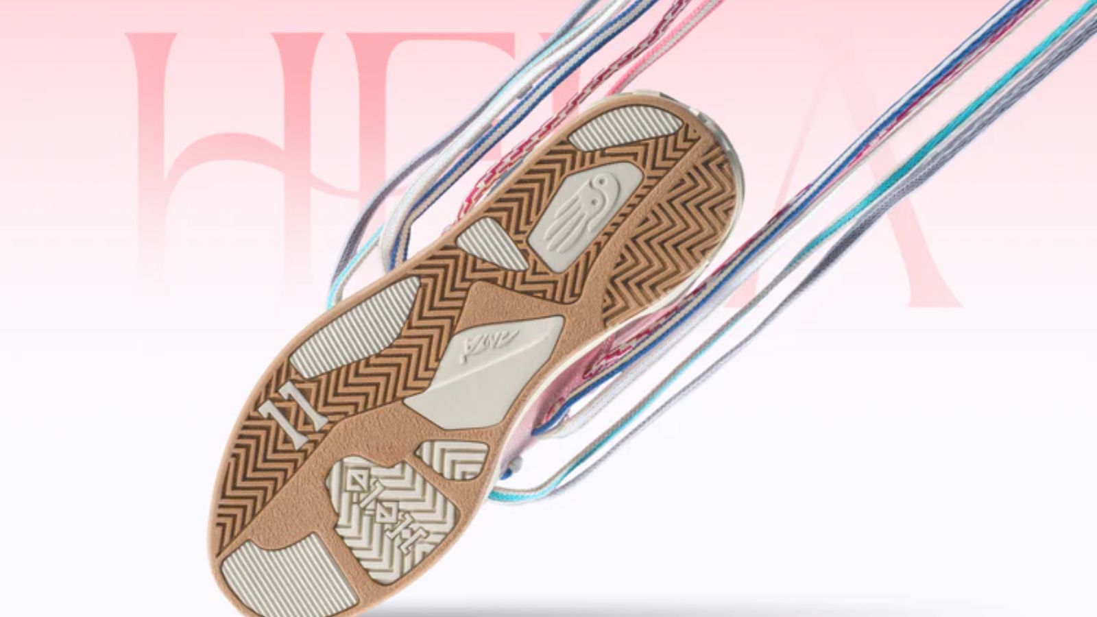 Hinh anh 6: Giay ANTA Hela Sunrise Pink Ombre cua Kyrie Irving voi mau hong ombre va thiet ke phong cach skate.