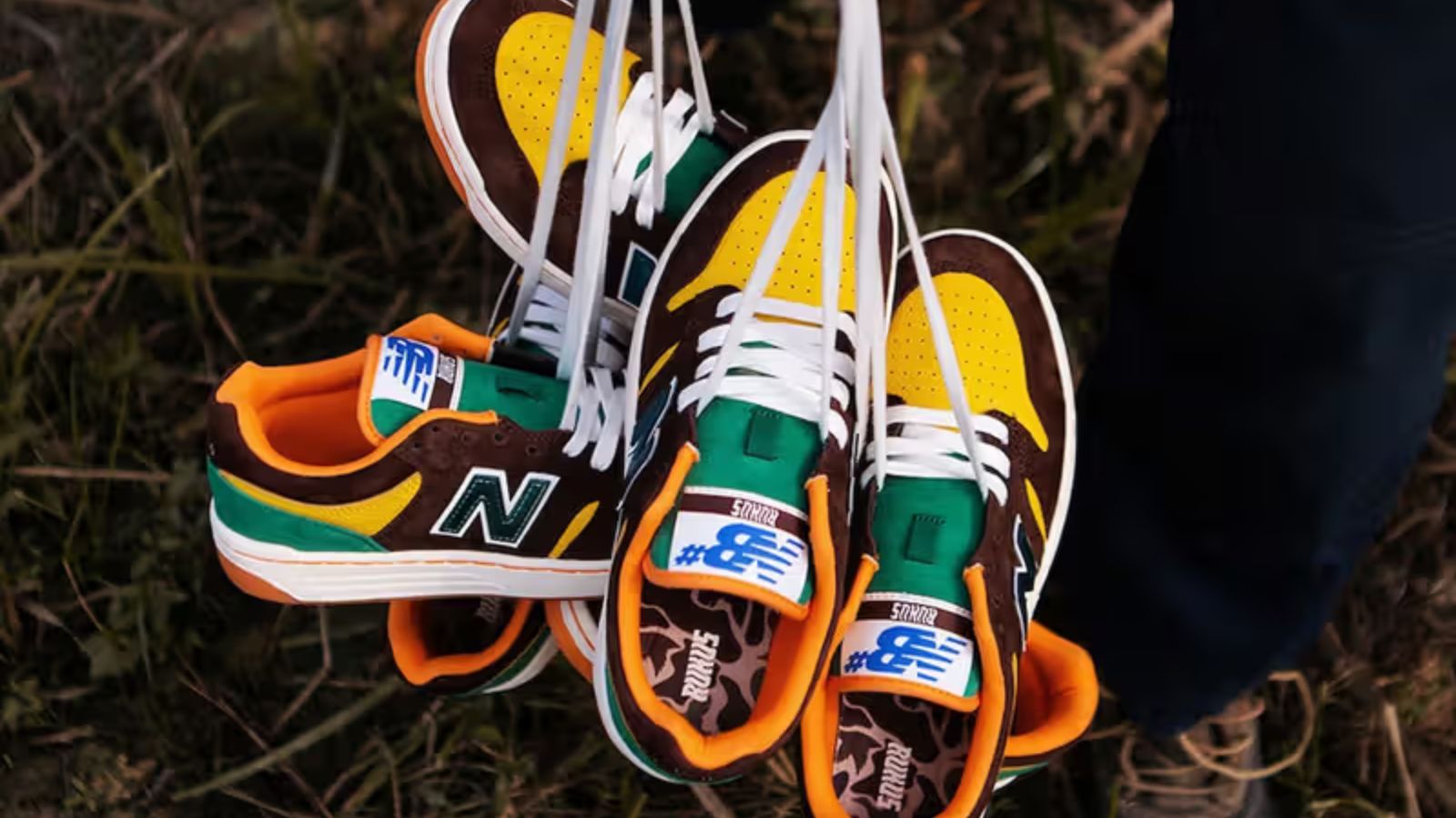 Hinh anh 2: Giay New Balance x Rukus 480 'Mallard Duck' voi thiet ke lay cam hung tu san vit o Louisiana.