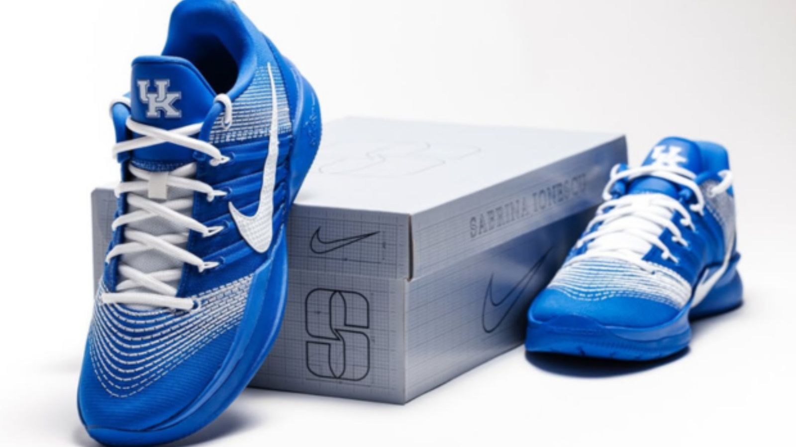 Hinh anh 2: Hinh anh Nike Shox R419, mau giay collab giua Corteiz va Nike, ra mat mua Thu 2026