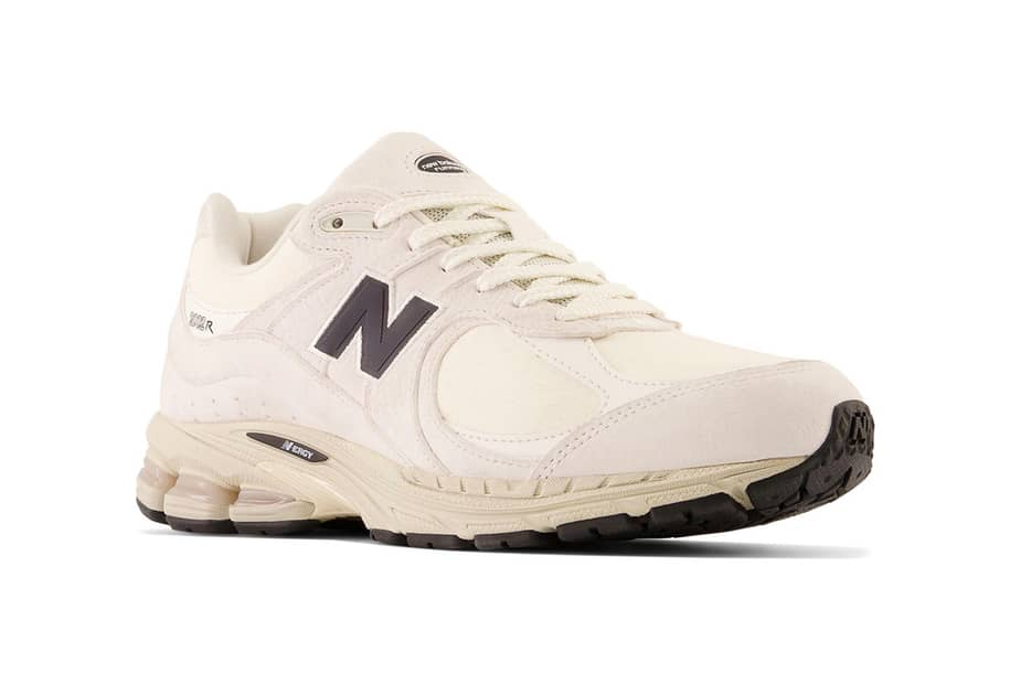 Alternative view of Giày New Balance 2002R 'White Pack' M2002RSW