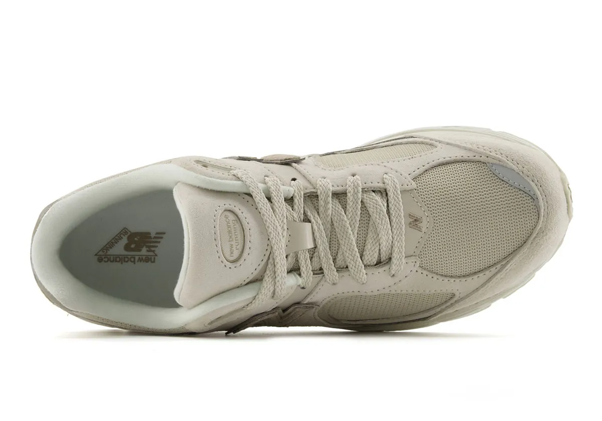 Alternative view of Giày New Balance 2002R 'Beige' M2002RJN