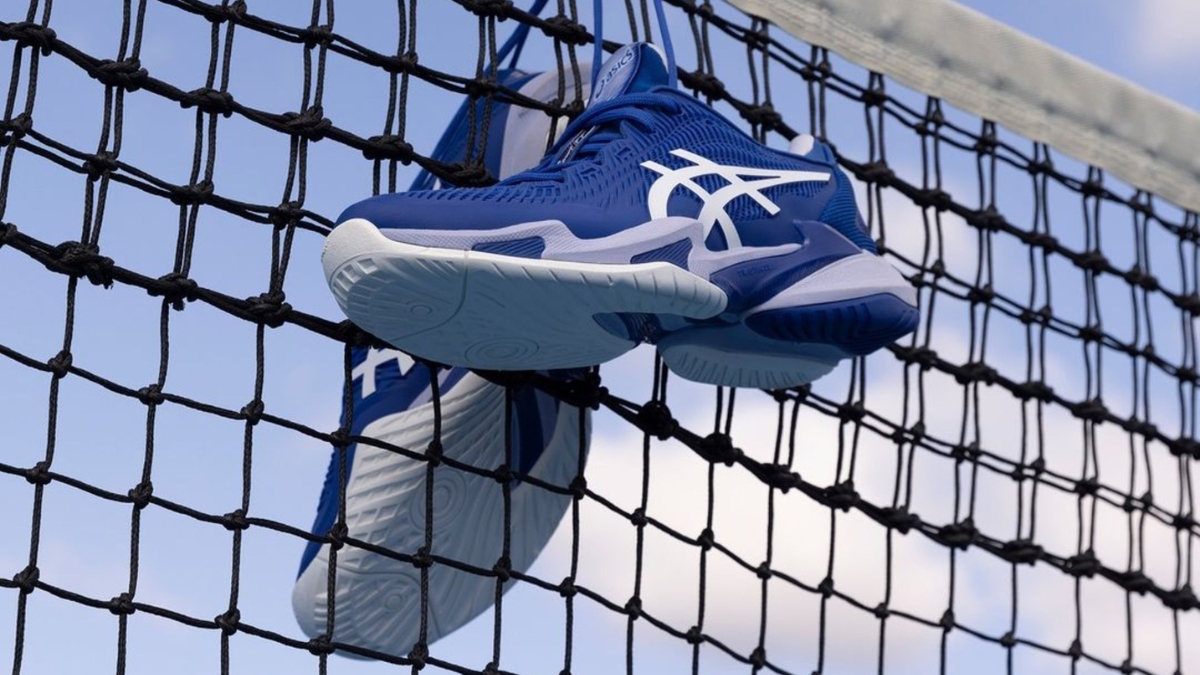 Giay Asics Gel-Resolution X va Asics Court FF 3 Novak dat canh nhau