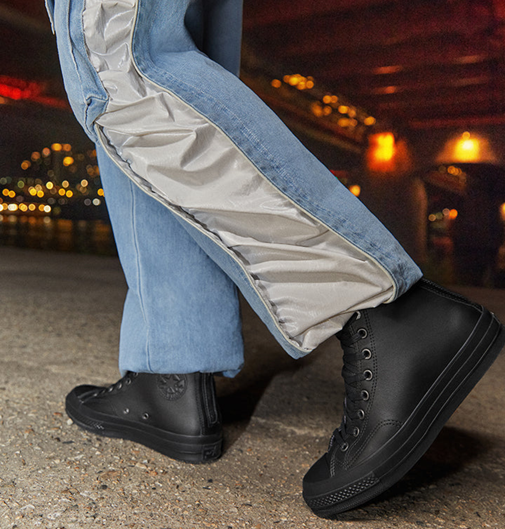 Alternative view of Giày Converse Chuck 70 Back Zip ‘Triple Black’ A08159C