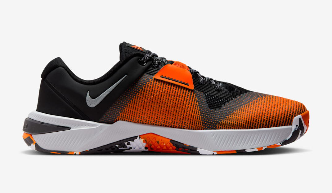 Alternative view of Giày Nike Metcon 10 'Black Safety Orange' HJ1875-005