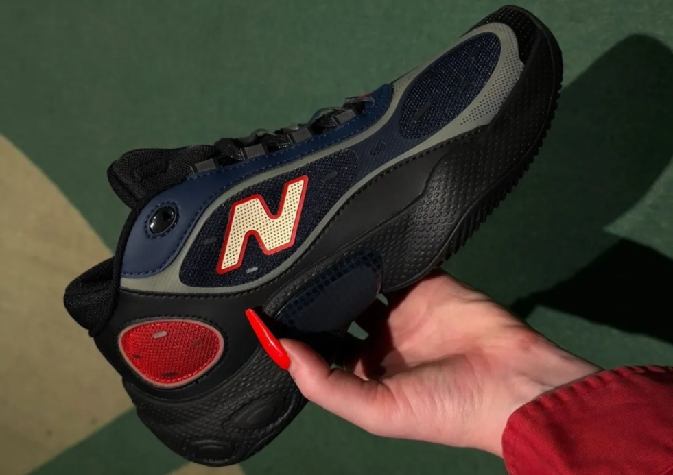 Aimé Leon Dore mang dấu ấn riêng vào New Balance Fresh Foam BB v3