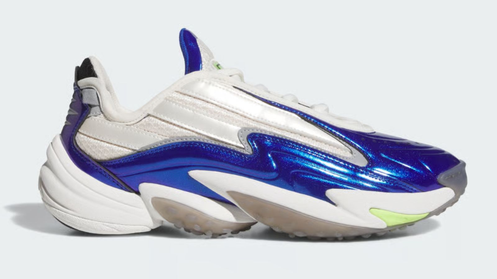 Hinh anh 1: Giay adidas GameSpeed 1998 phoi mau xanh duong va trang, phong cach retro thap nien 90.