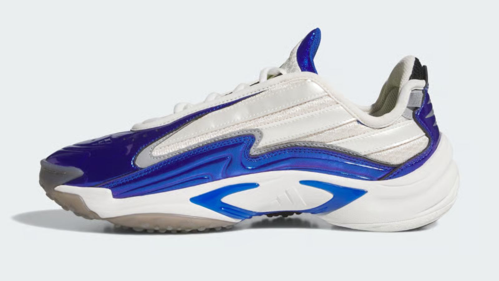 Hinh anh 2: Giay adidas GameSpeed 1998 phoi mau xanh duong va trang, phong cach retro thap nien 90.