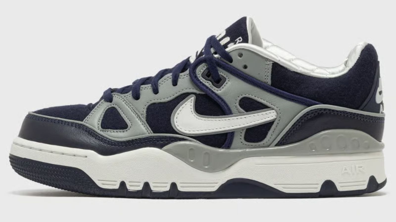 Hinh anh 2: Nike Air Force 3 phoi mau Oregon va Georgetown tu NIGO