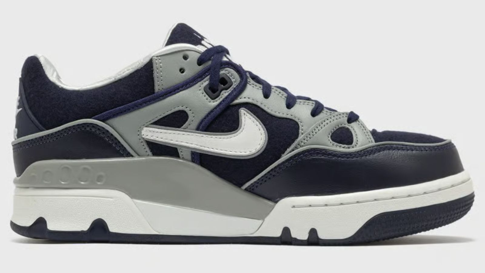 Hinh anh 3: Nike Air Force 3 phoi mau Oregon va Georgetown tu NIGO