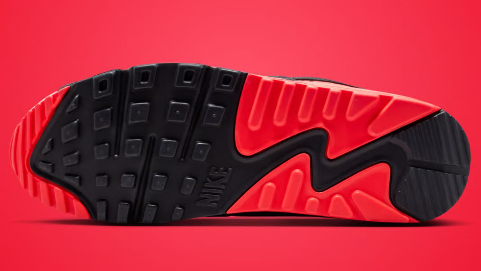 Hinh anh 4: Nike Air Max 90 Infrared 3M voi thiet ke OG va panel phan quang