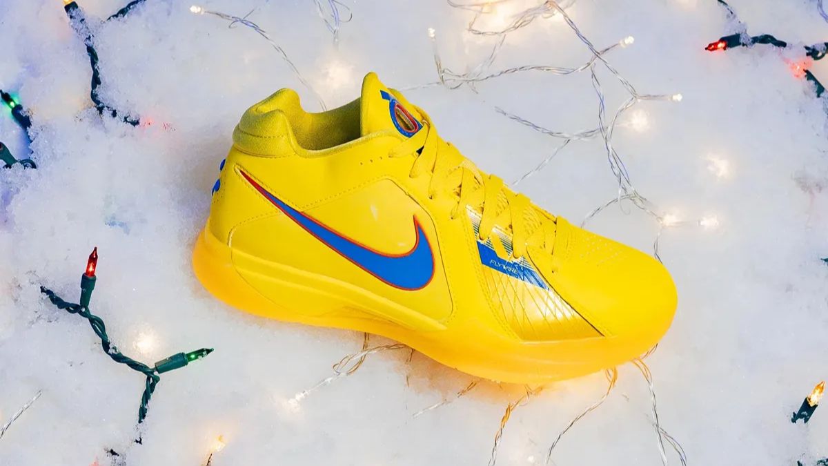 Nick Young mang Air Jordan 11 tim va Air Jordan 20 Chutney trong tran dau Giang sinh 2013