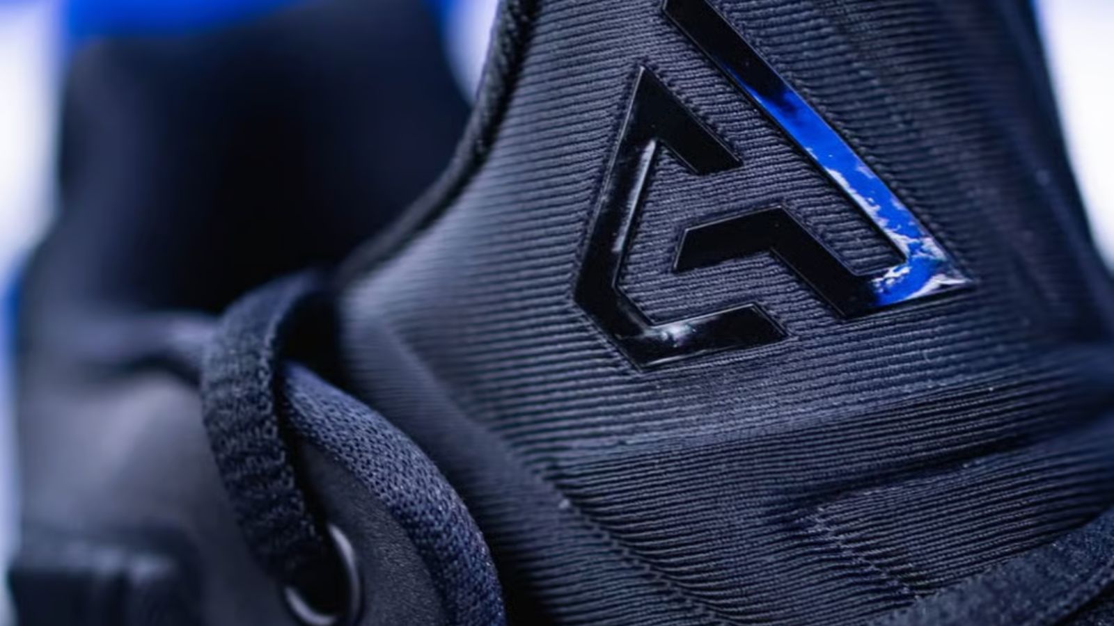 Hinh anh 2: Giay Nike PE cua Duke Basketball trong mua NCAA 2025-2026